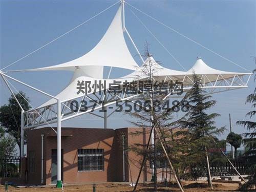 膜結(jié)構(gòu)材料主要有四種：膜材、鋼構(gòu)、索及附件