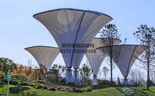 使用材料直接決定膜結(jié)構設施的使用壽命