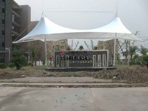 無(wú)錫張拉膜景觀(guān)【設(shè)計(jì)施工】 　　