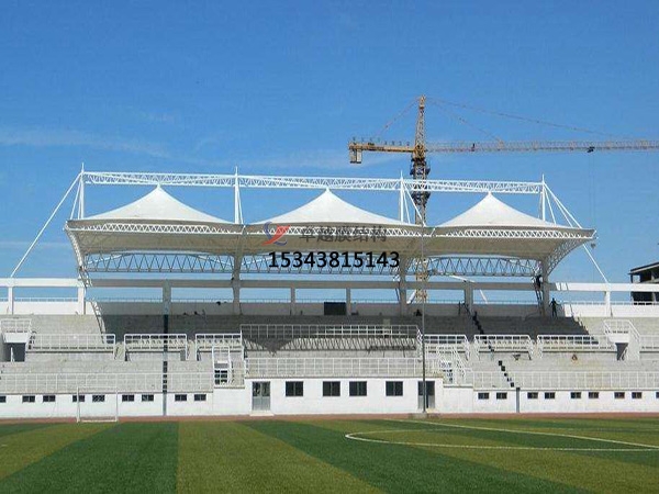 谷城體育場看臺(tái)膜結(jié)構(gòu)/舞臺(tái)罩棚【生產(chǎn)安裝】