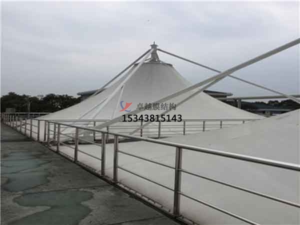 污水池加蓋反吊膜有什么特色？