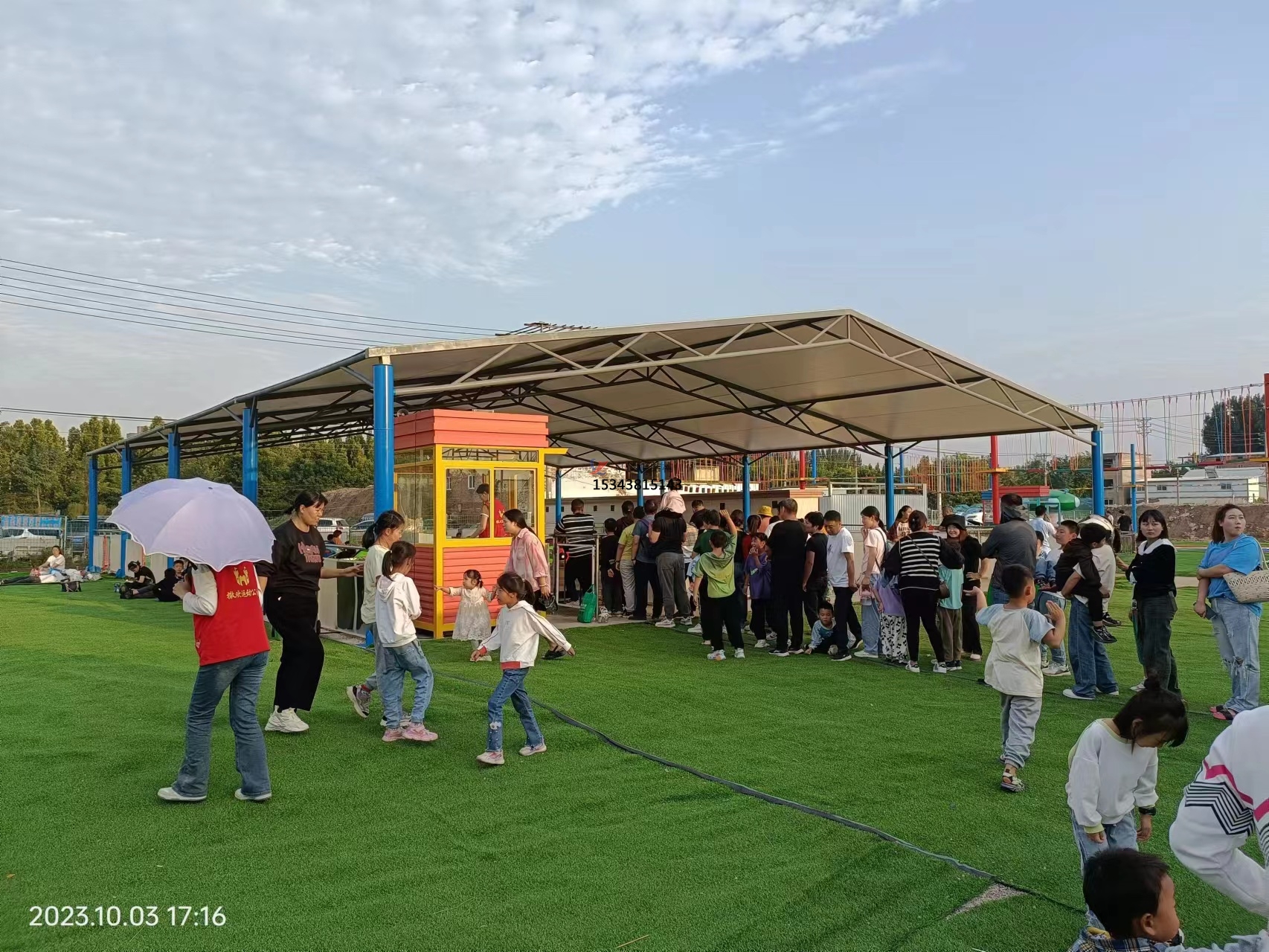 許昌戶(hù)外網(wǎng)紅親子樂(lè)園遮陽(yáng)棚生產(chǎn)