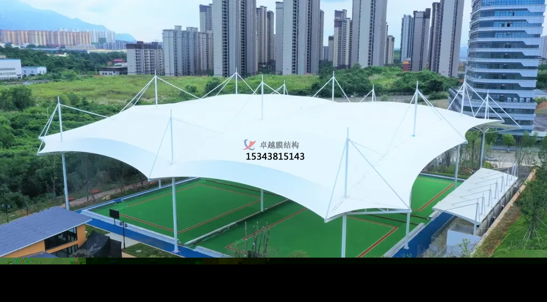 麗江門(mén)球場(chǎng)膜結(jié)構(gòu)罩棚——麗江膜結(jié)構(gòu)公司專(zhuān)業(yè)廠家
