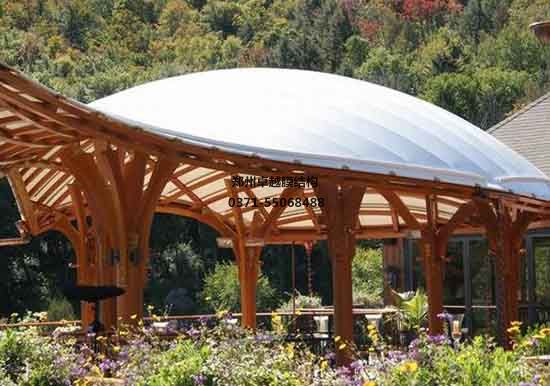 南陽張拉膜籃球場遮陽棚生產(chǎn)廠家設(shè)計(jì)施工【南陽建筑工程學(xué)校張拉膜籃球場遮陽棚】等項(xiàng)目